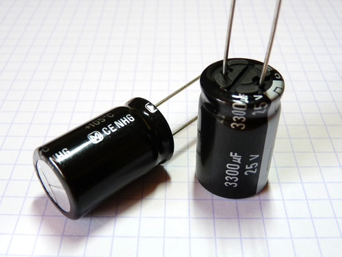 3300uf 25v 105 - 2x,
